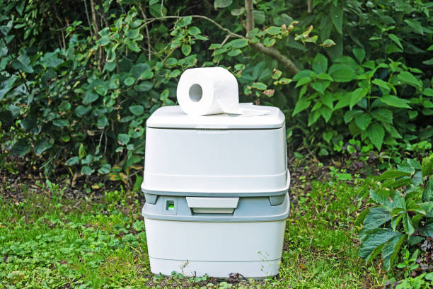 Best Portable restroom trailer rental  in Lewiston, MN